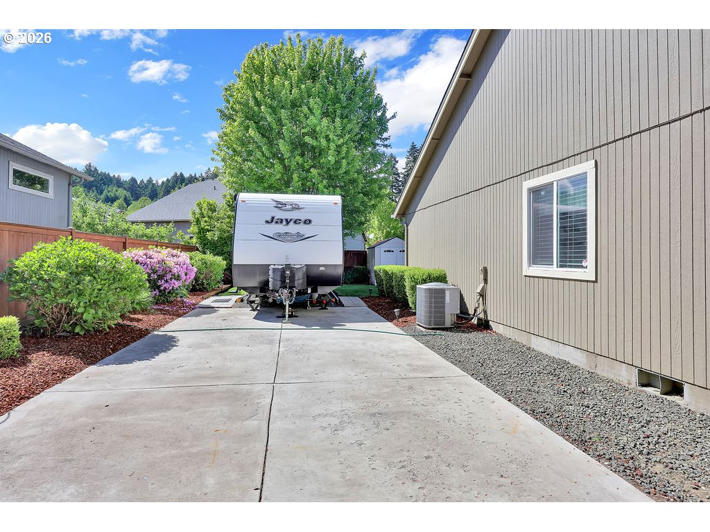 87836 8th Street Veneta, OR 97487 - Photo 4 of 25 a view of a backyard with sitting area