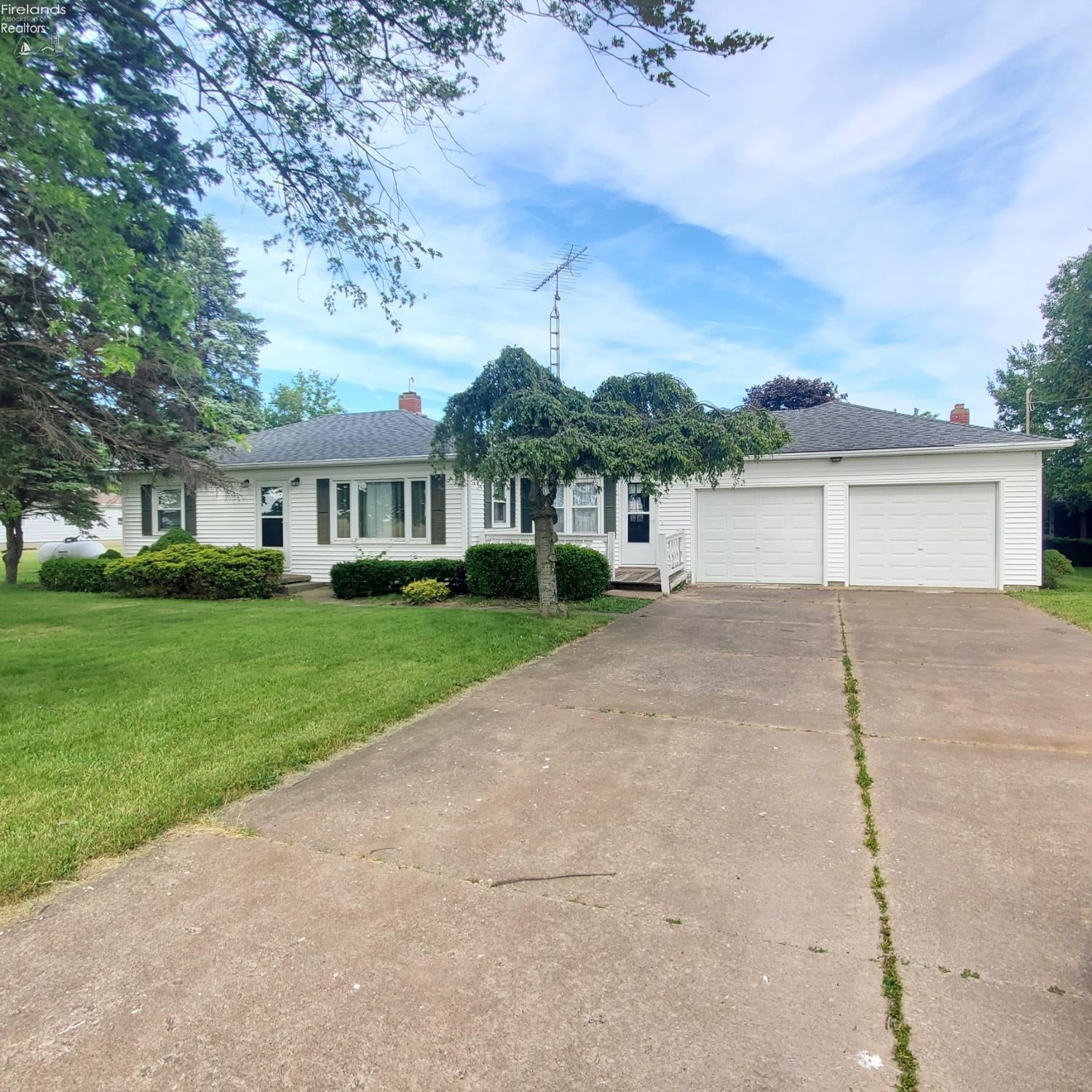 10410 Patten Tract Road Monroeville, OH 44847 - Photo 1 of 34 Gallery Image 1