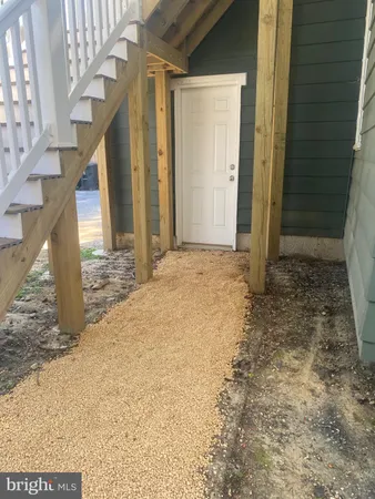 a close view of washer and dryer