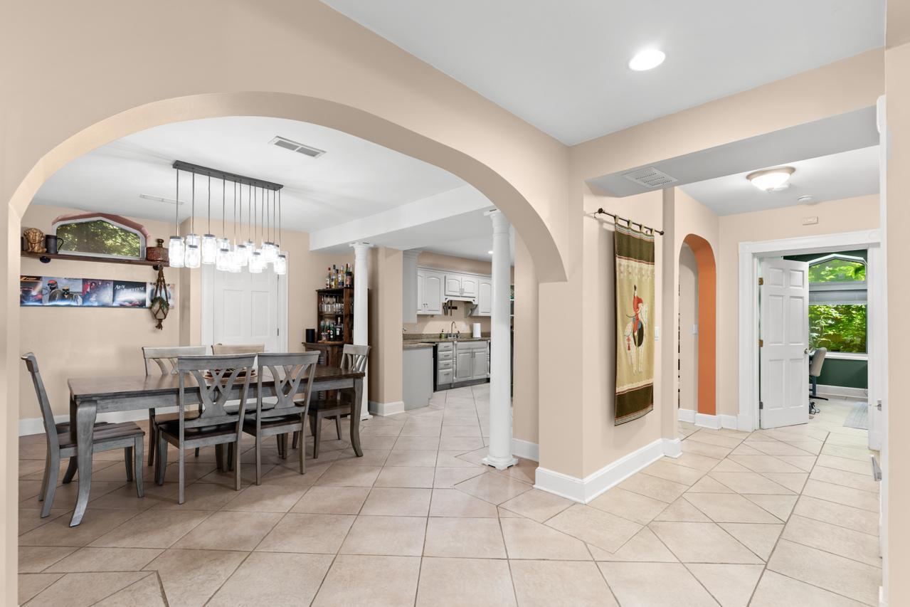 307 Ridgewood Avenue, Unit 4 Minneapolis, MN 55403 - Photo 16 of 24