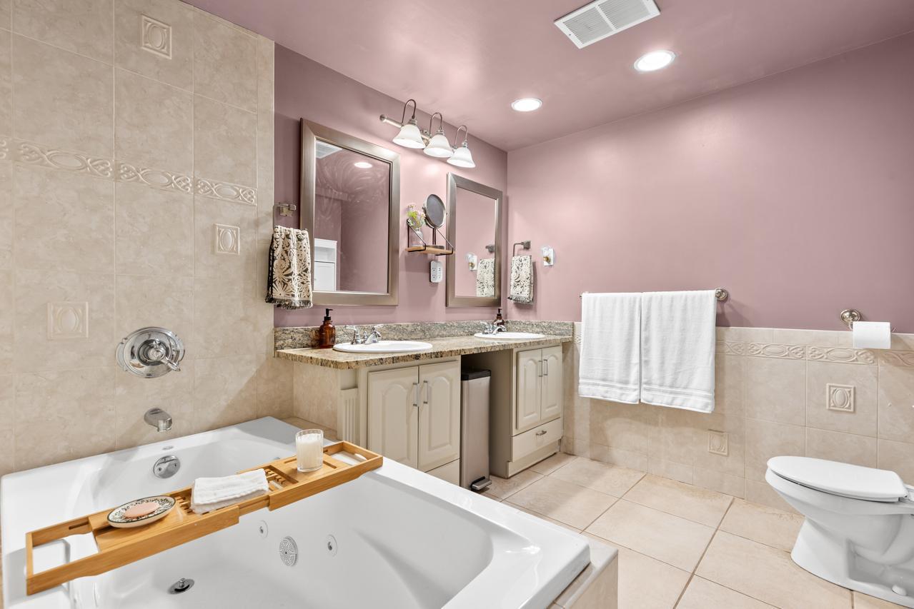 307 Ridgewood Avenue, Unit 4 Minneapolis, MN 55403 - Photo 18 of 24