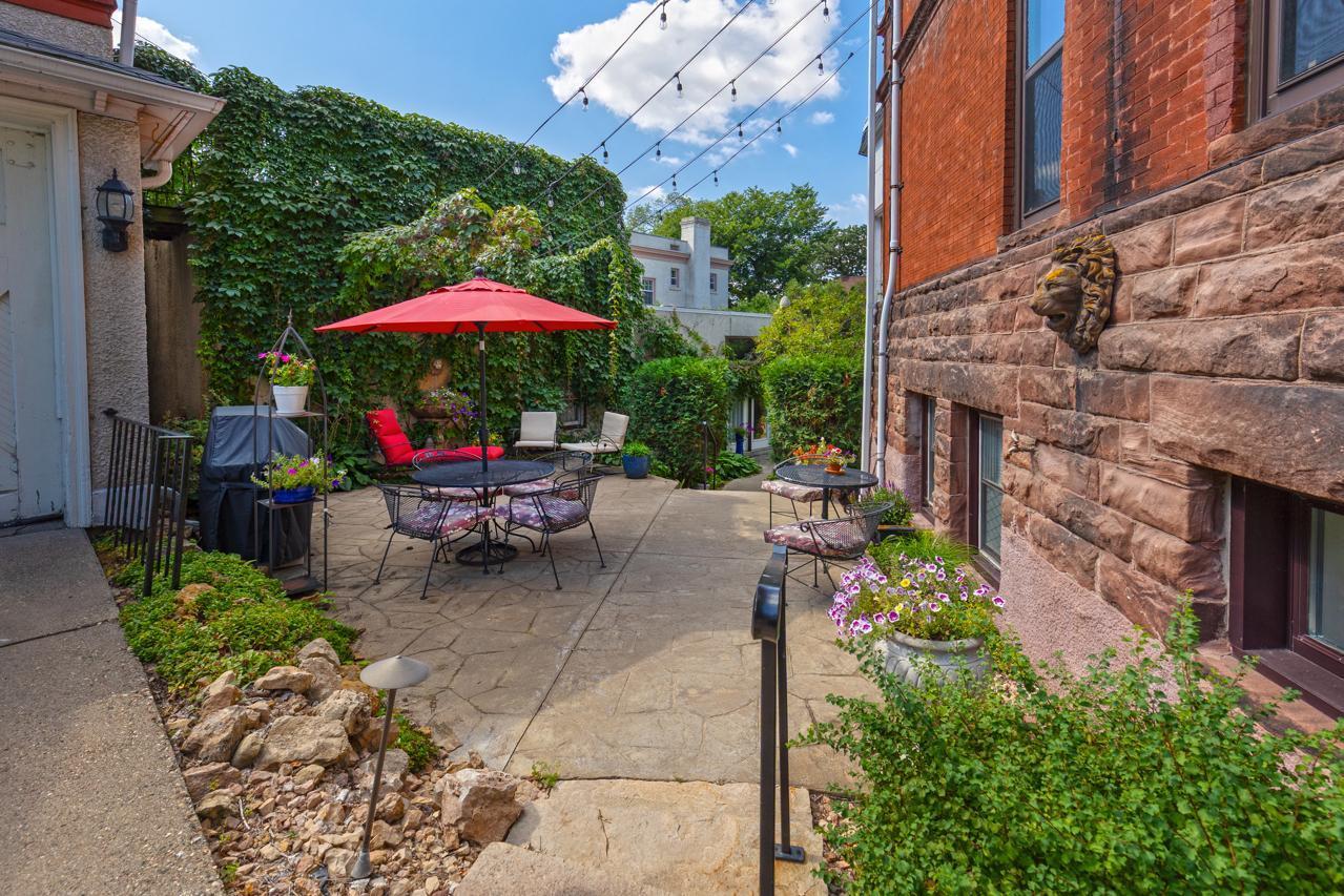 307 Ridgewood Avenue, Unit 4 Minneapolis, MN 55403 - Photo 22 of 24