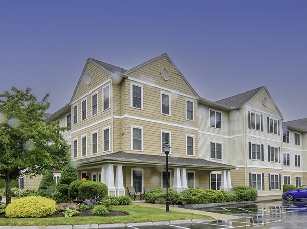 135 Beach Road, Unit B102 Salisbury, MA 01952 - Photo 1 of 27 Gallery Image 1