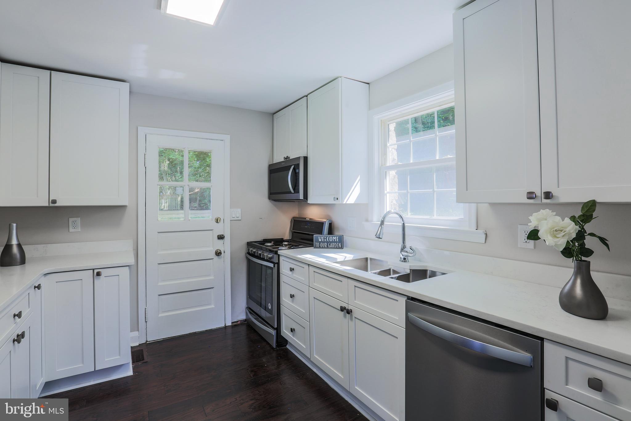 3103 Taney Road Baltimore, MD 21215 - Photo 7 of 24 Gallery Image 7