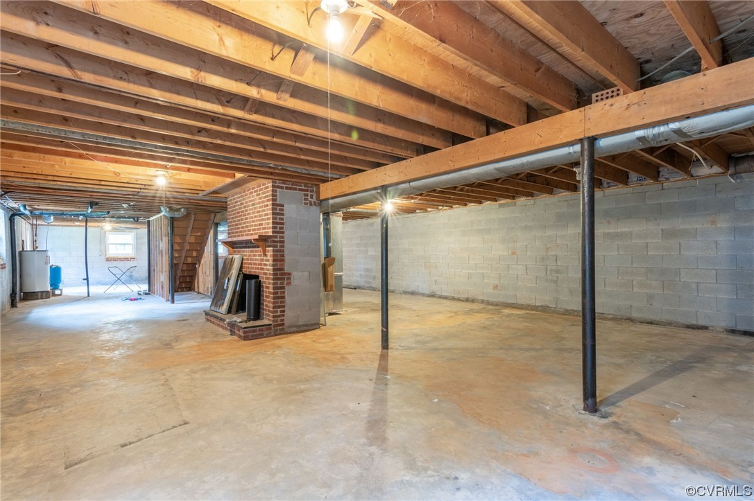 7000 Venable Road Kents Store, VA 23084 - Photo 24 of 45 a view of a room with gym equipment