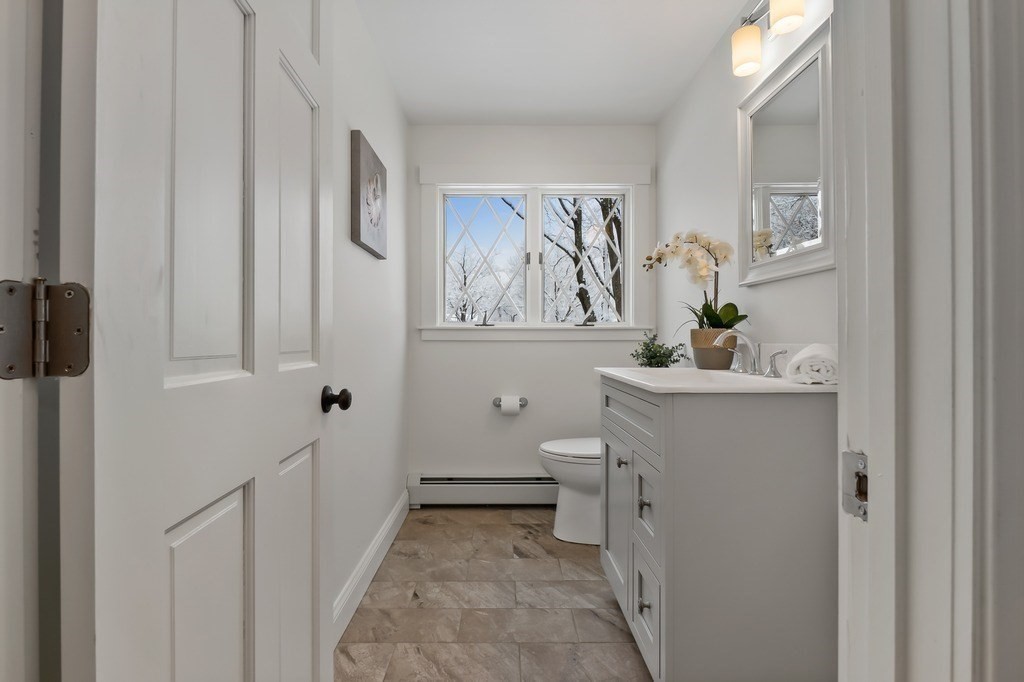 303 High Road Newbury, MA 01951 - Photo 18 of 39 Gallery Image 18