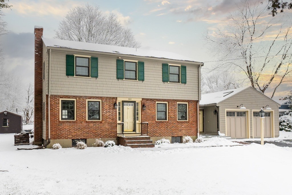 303 High Road Newbury, MA 01951 - Photo 2 of 39 Gallery Image 2