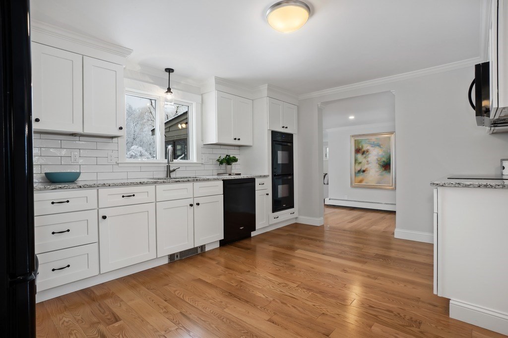 303 High Road Newbury, MA 01951 - Photo 4 of 39 Gallery Image 4