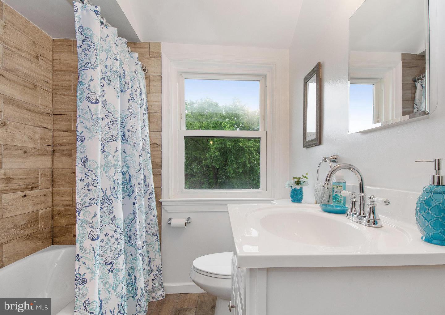 4642 Marble Hall Road Baltimore, MD 21239 - Photo 8 of 20