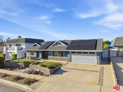 $1,099,000 | 1983 West Oracle Court, Newbury Park, CA 91320