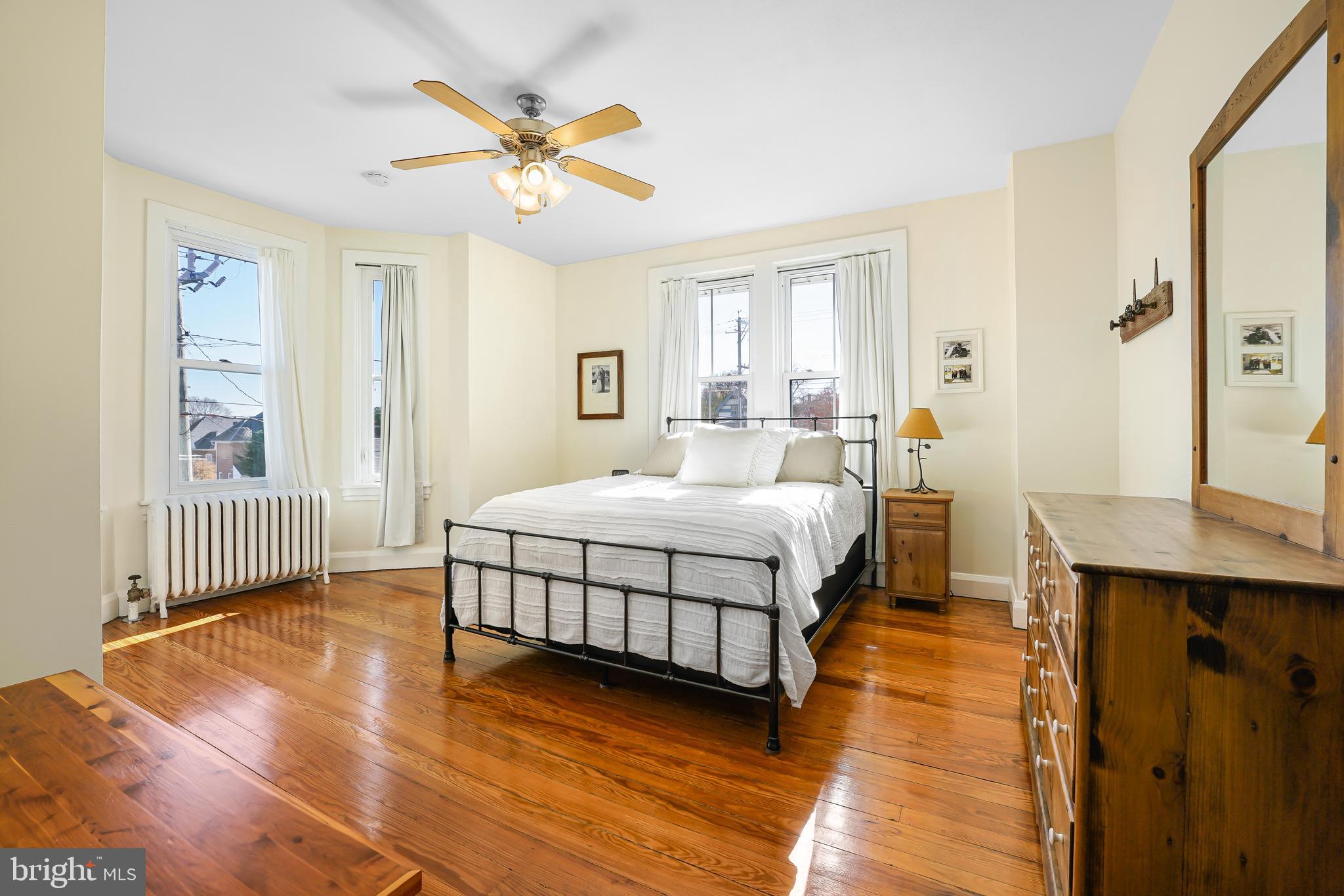 10 North Walnut Street Rising Sun, MD 21911 - Photo 21 of 32 Primary bedroom
