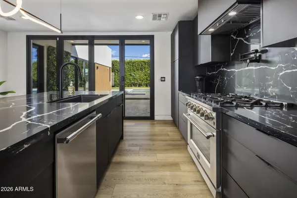 $2,469,000 | 4334 East Lewis Avenue, Phoenix, AZ 85008