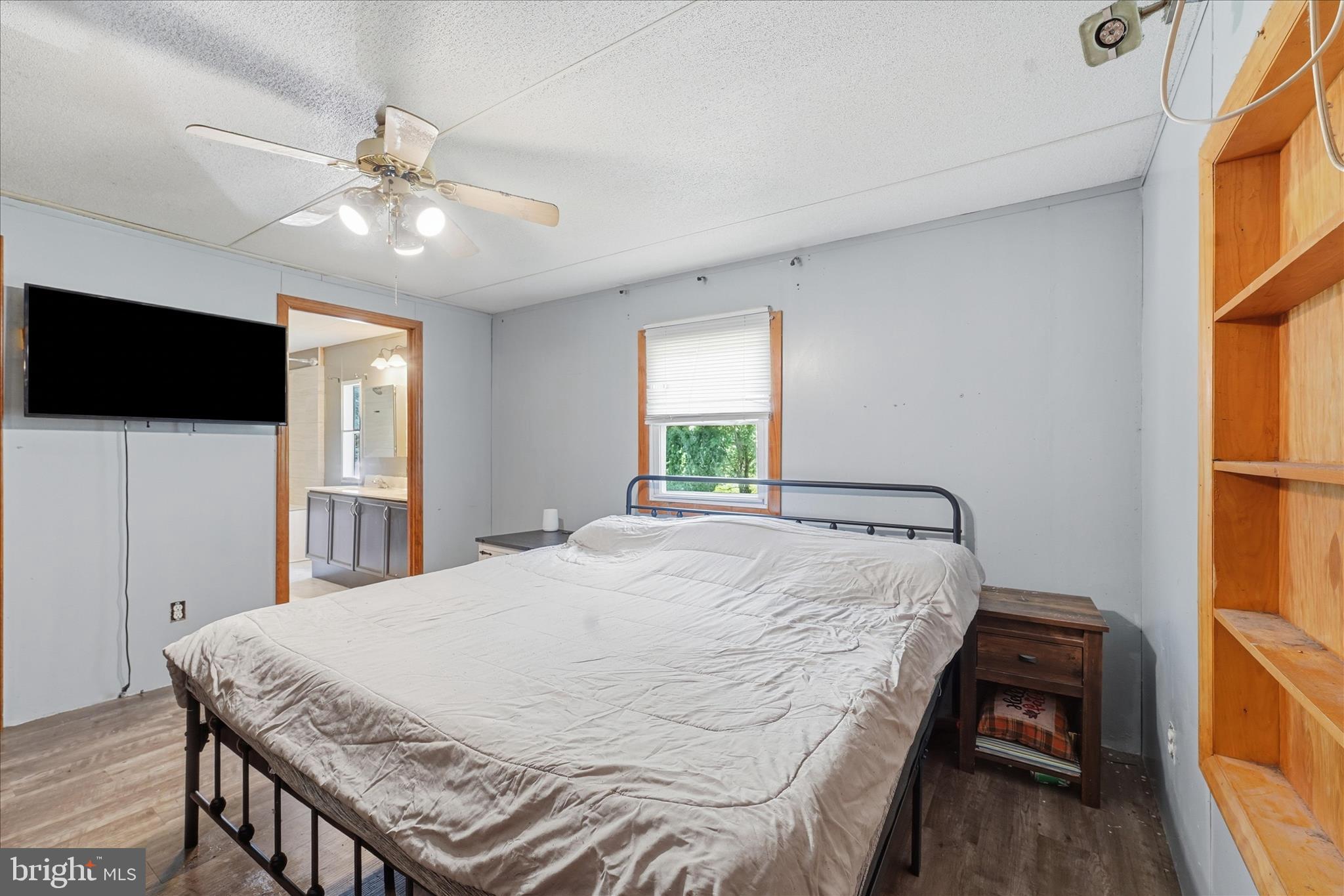 14316 Tower Road Smithsburg, MD 21783 - Photo 24 of 49 Primary Bedroom