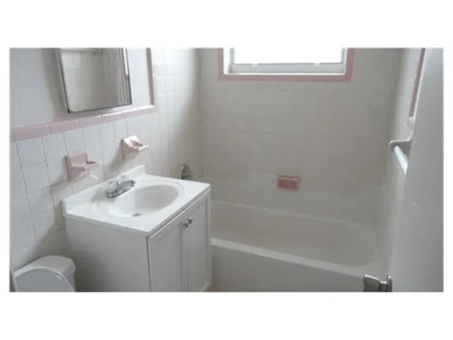 $1,200 | 324 Northwest 42nd Street, Oakland Park, FL 33309