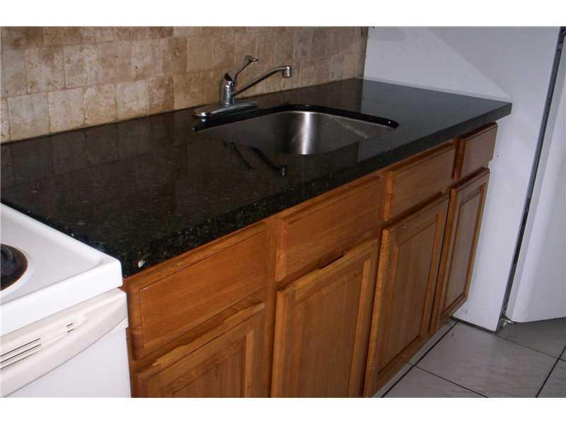 324 Northwest 42nd Street Oakland Park, FL 33309 - Photo 5 of 9 Kitchen.