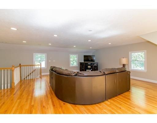 211 Cart Path Road Tewksbury, MA 01876 - Photo 18 of 34 Gallery Image 18
