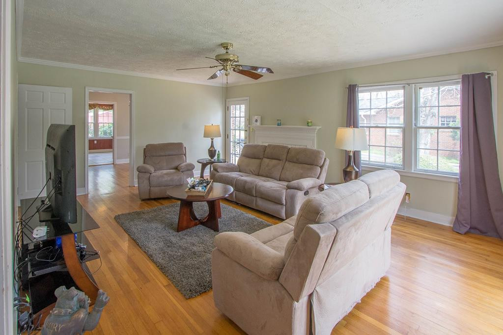 502 Burkeland Road Waynesboro, GA 30830 - Photo 4 of 17 Gallery Image 4