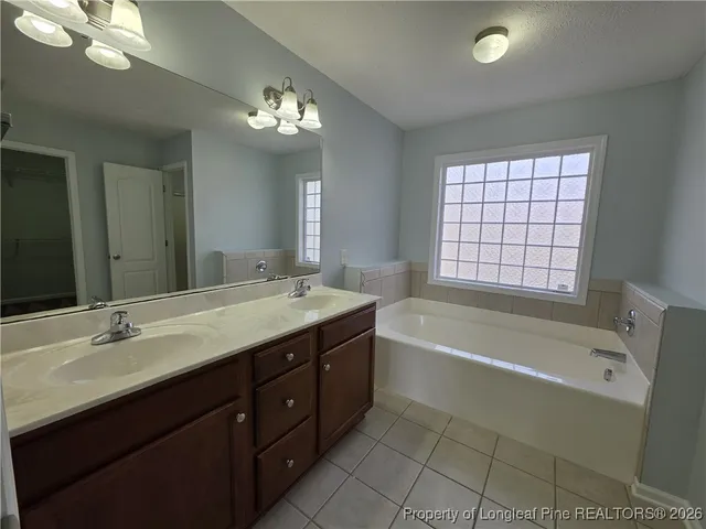 $1,750 | 2604 Daniel Boone Lane, Hope Mills, NC 28348