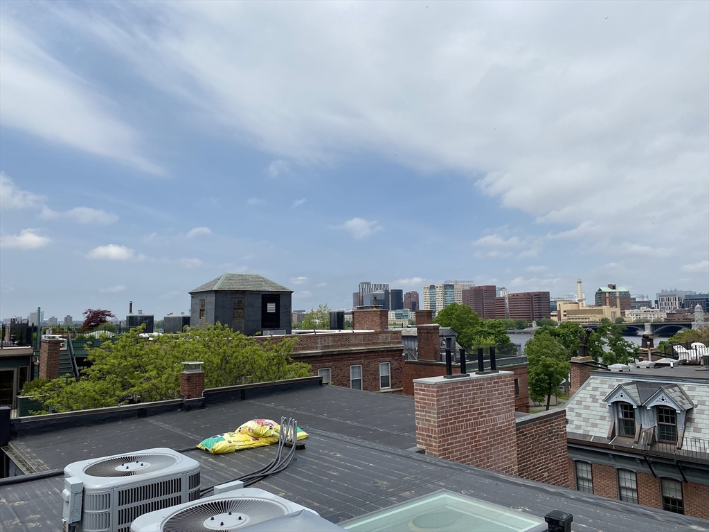 49 Brimmer Street, Unit 9 Boston, MA 02108 - Photo 17 of 19
