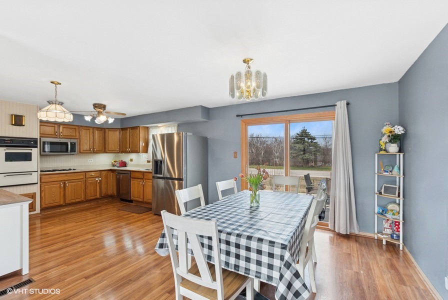 6232 El Morro Lane Oak Forest, IL 60452 - Photo 7 of 17