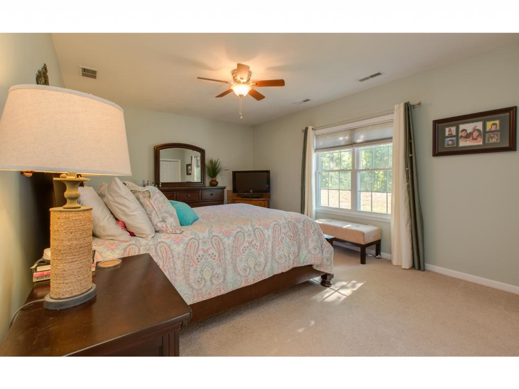 28 Burns Road Pelham, NH 03076 - Photo 22 of 31