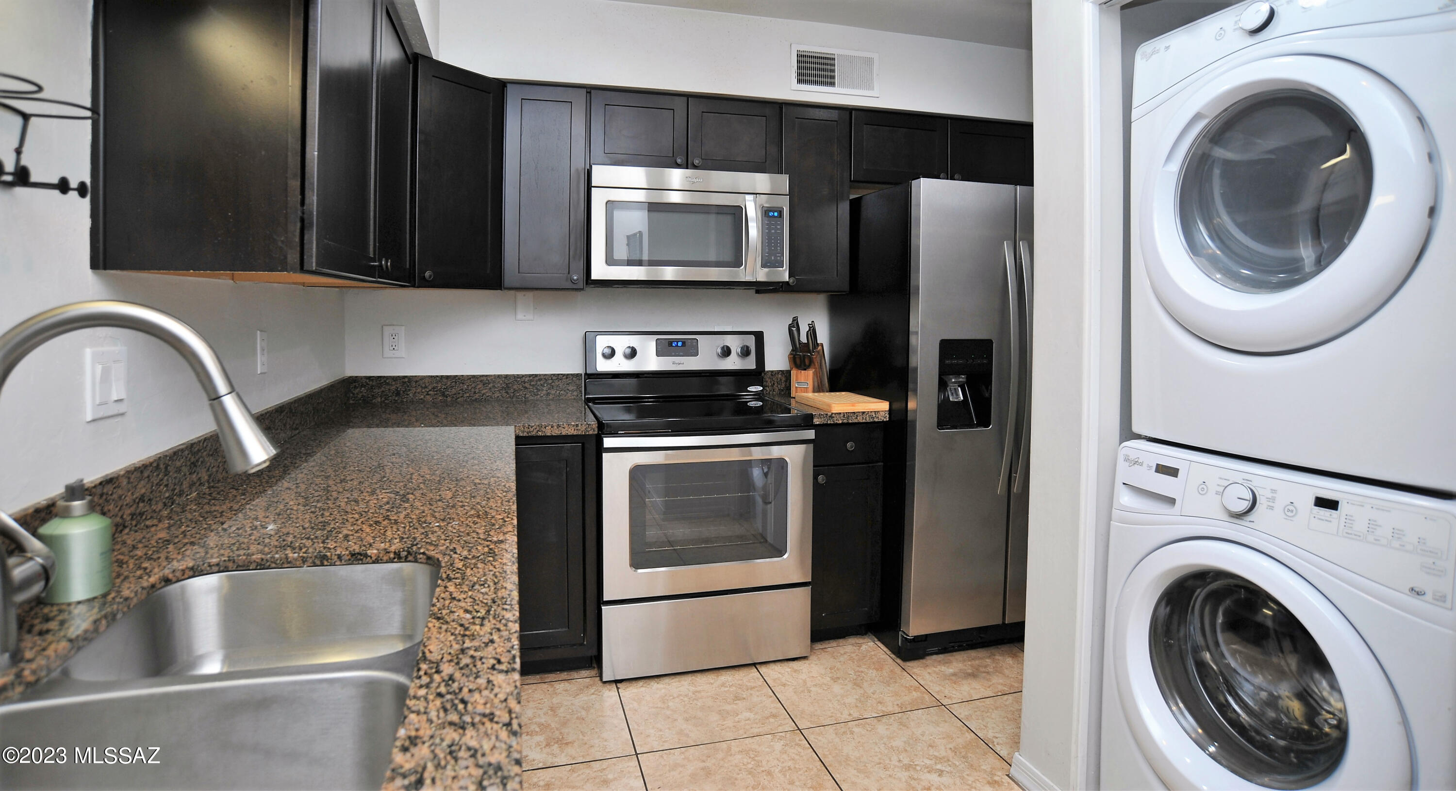2749 West Anklam Road, Unit D Tucson, AZ 85745 - Photo 7 of 36 Gallery Image 7