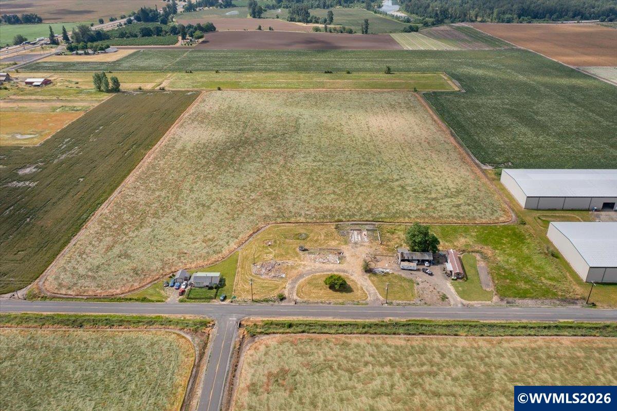 1096 Talbot Road South Jefferson, OR 97352 - Photo 3 of 36 Gallery Image 3