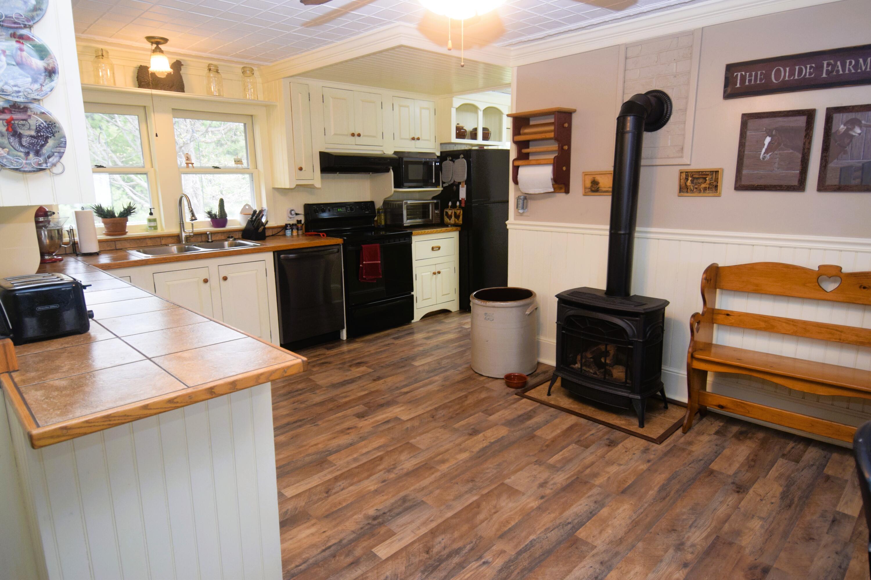 457 Lakewood Road Madison, ME 04950 - Photo 16 of 81 Kitchen