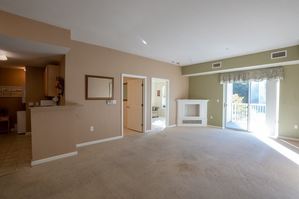 38 Village Road, Unit 209 Middleton, MA 01949 - Photo 3 of 19