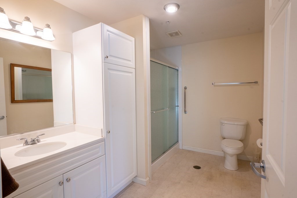 38 Village Road, Unit 209 Middleton, MA 01949 - Photo 7 of 19