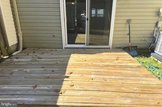 $361,900 | 3615 Wharf Lane, Triangle, VA 22172