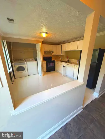 $362,900 | 3615 Wharf Lane, Triangle, VA 22172