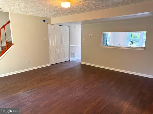 $362,900 | 3615 Wharf Lane, Triangle, VA 22172