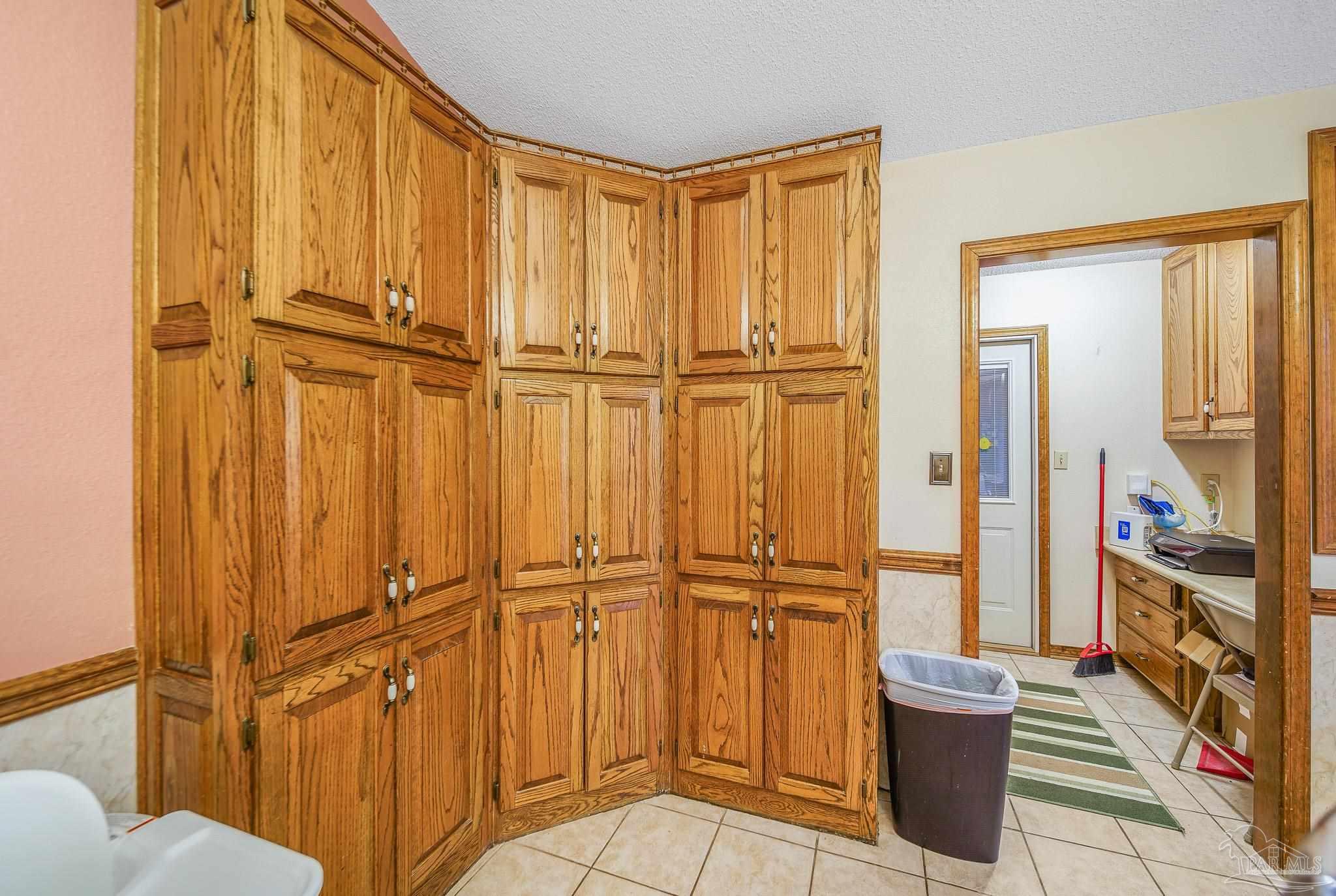 5260 Crowson Road Pensacola, FL 32526 - Photo 7 of 22 Gallery Image 7