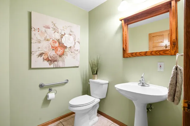 $498,000 | N799 Waubunsee Trail, Unit 1, Fort Atkinson, WI 53538