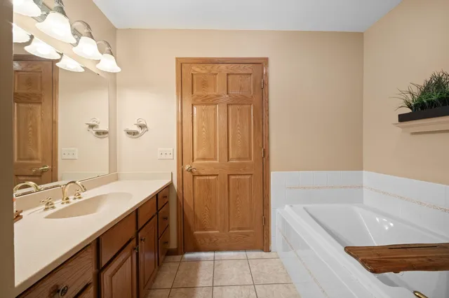 $498,000 | N799 Waubunsee Trail, Unit 1, Fort Atkinson, WI 53538