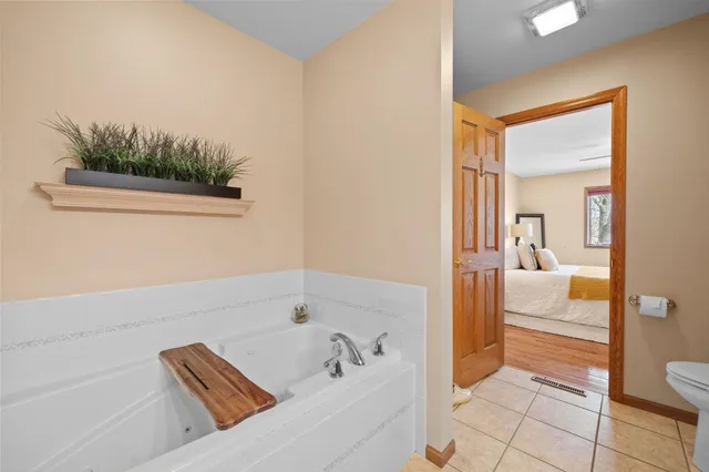 $498,000 | N799 Waubunsee Trail, Unit 1, Fort Atkinson, WI 53538