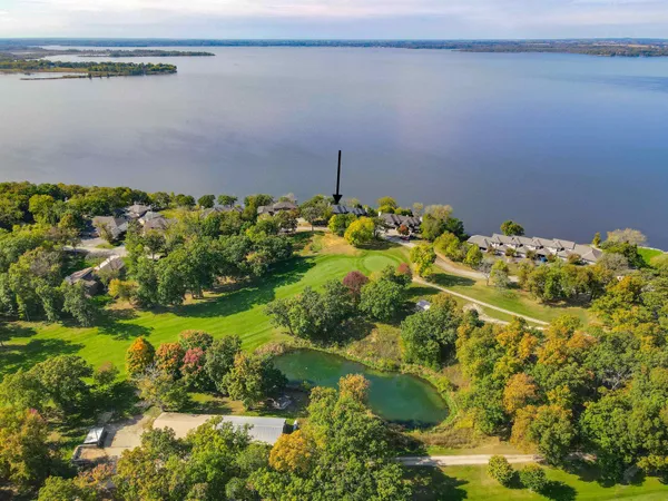 $498,000 | N799 Waubunsee Trail, Unit 1, Fort Atkinson, WI 53538