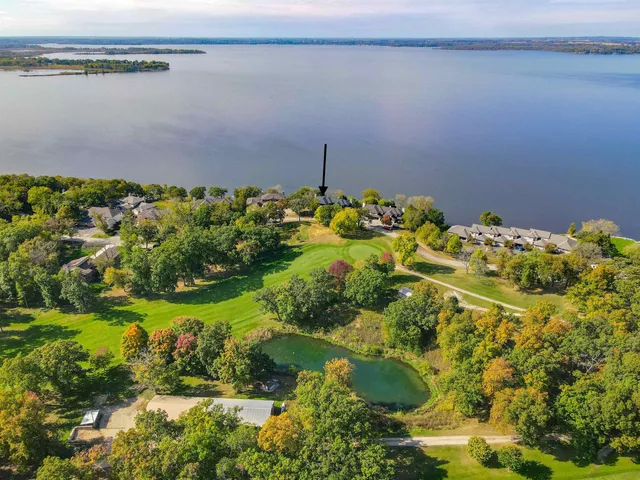 $498,000 | N799 Waubunsee Trail, Unit 1, Fort Atkinson, WI 53538