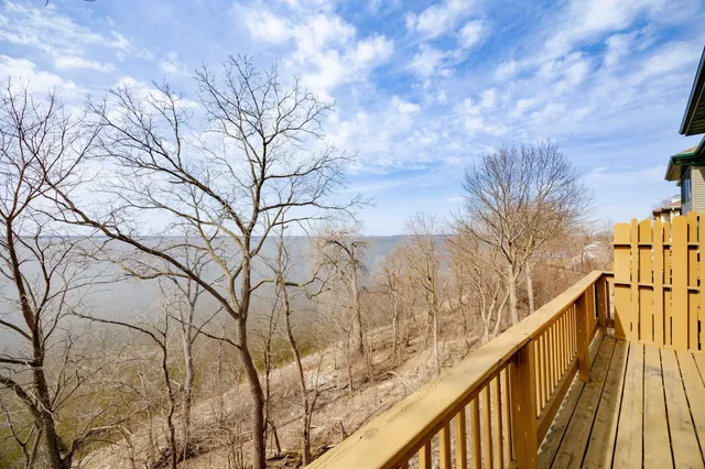 $498,000 | N799 Waubunsee Trail, Unit 1, Fort Atkinson, WI 53538