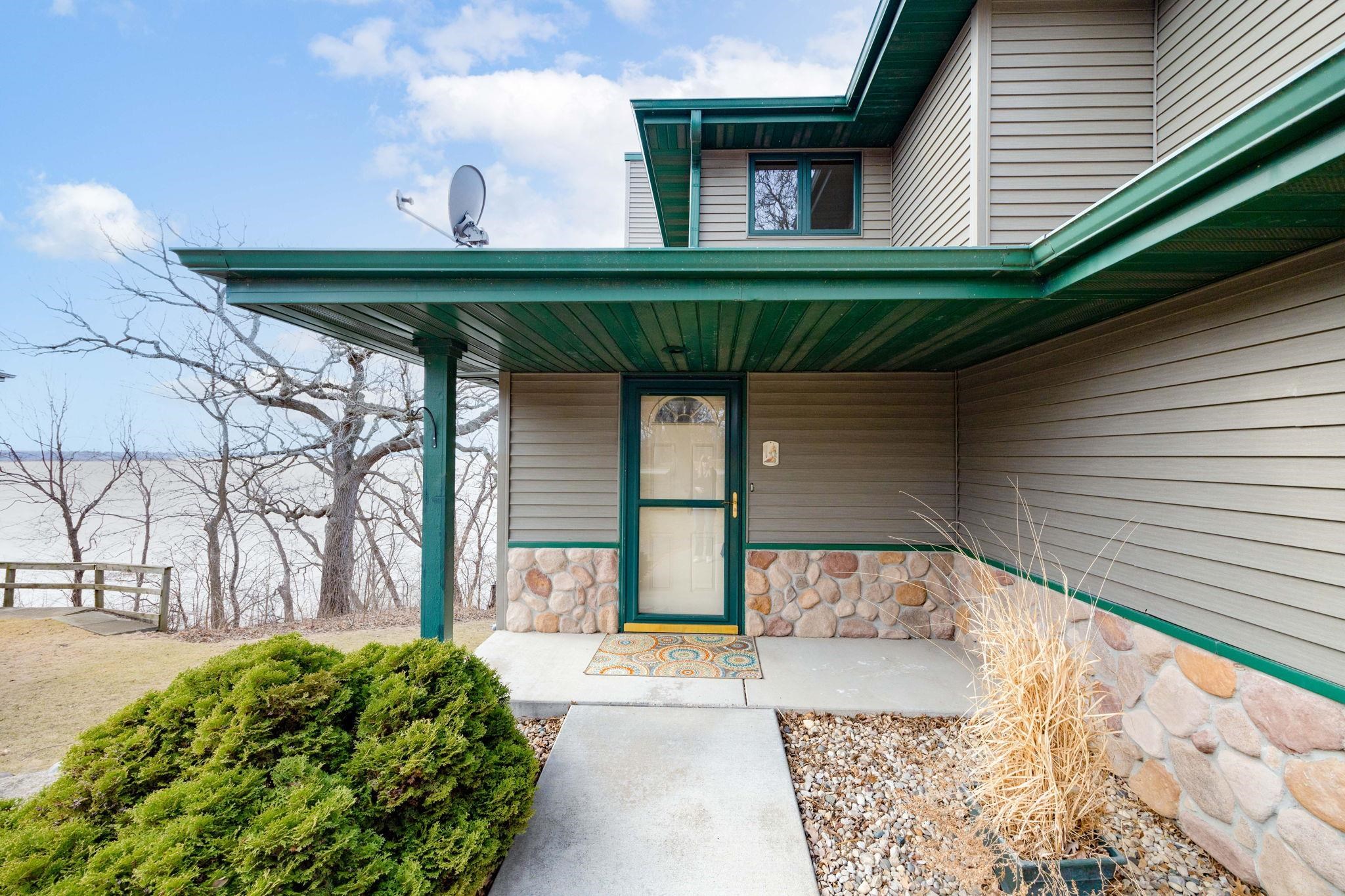 N799 Waubunsee Trail, Unit 1 Fort Atkinson, WI 53538 - Photo 7 of 45