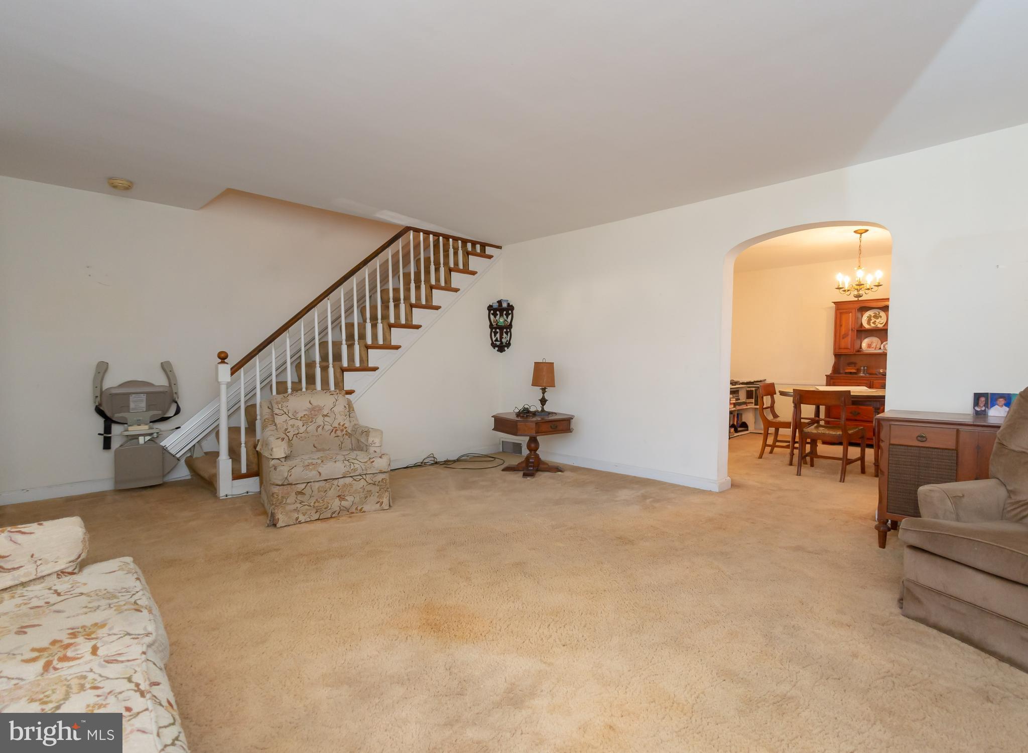 114 Madison Road Lansdowne, PA 19050 - Photo 3 of 20 Living Room