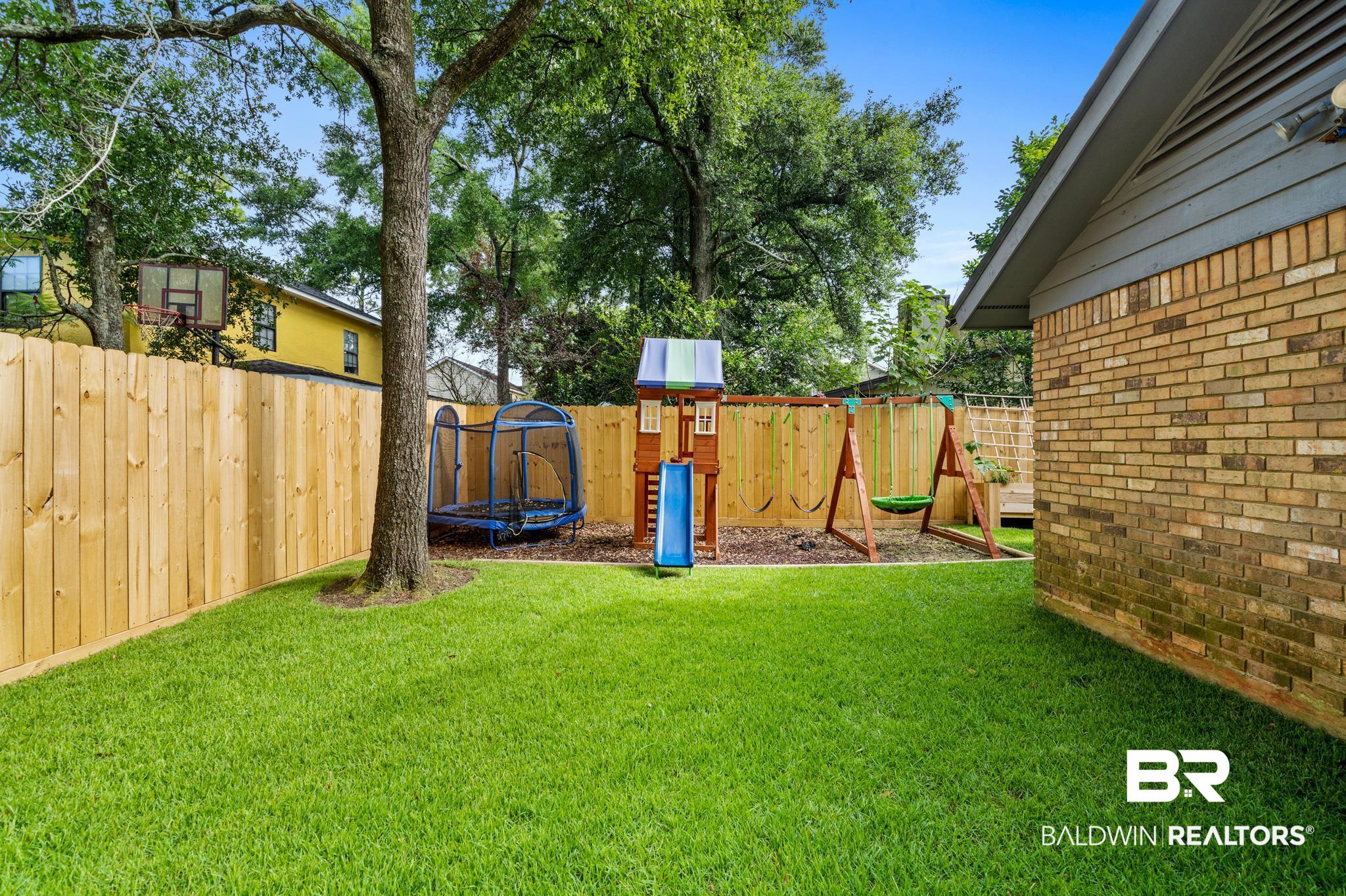 856 Pinemont Drive Mobile, AL 36609 - Photo 33 of 37
