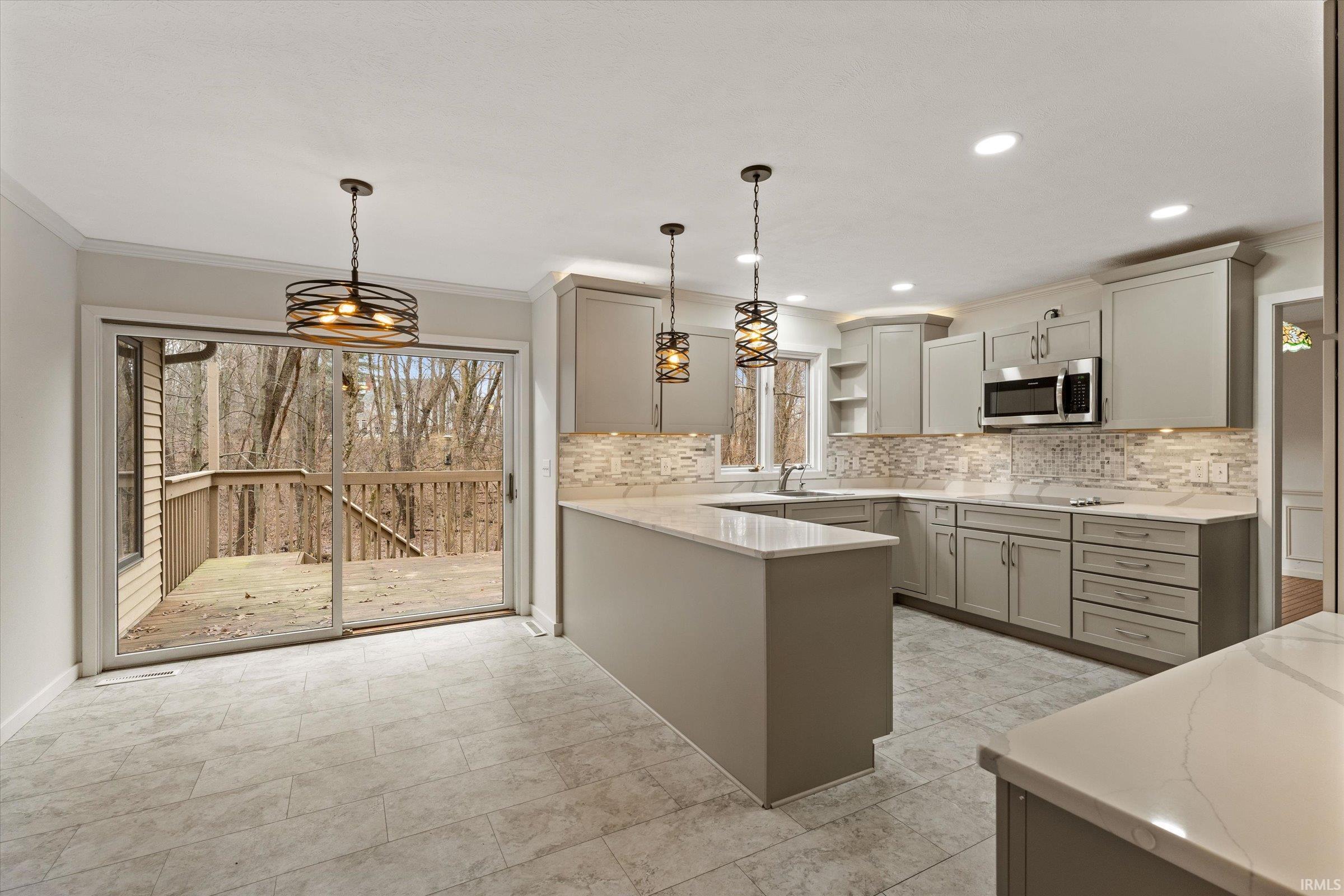 51981 Farmington Square Road Granger, IN 46530 - Photo 11 of 36