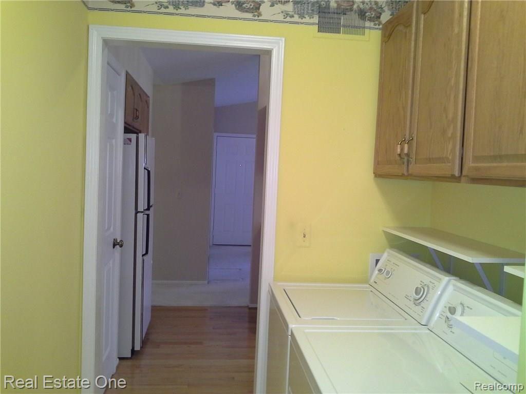 170 Pine Tree Ridge Waterford, MI 48327 - Photo 25 of 63