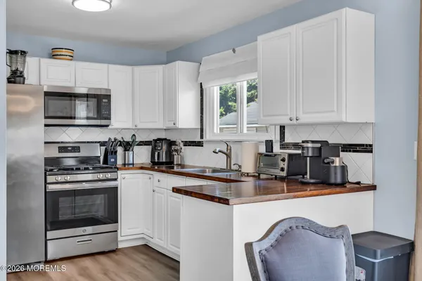 $485,000 | 1233 Pacific Avenue, Beachwood, NJ 08722