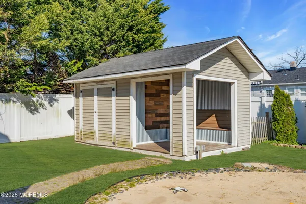 $485,000 | 1233 Pacific Avenue, Beachwood, NJ 08722