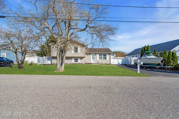 $485,000 | 1233 Pacific Avenue, Beachwood, NJ 08722