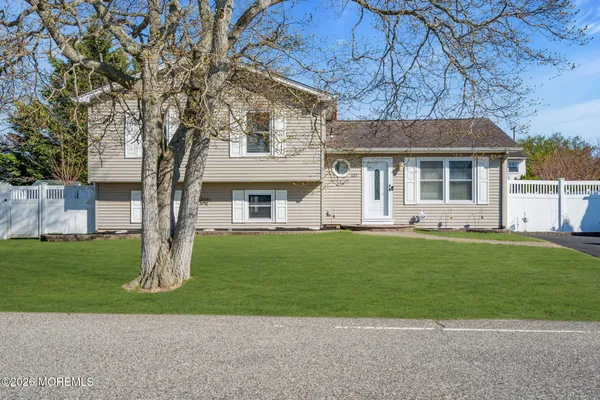$485,000 | 1233 Pacific Avenue, Beachwood, NJ 08722