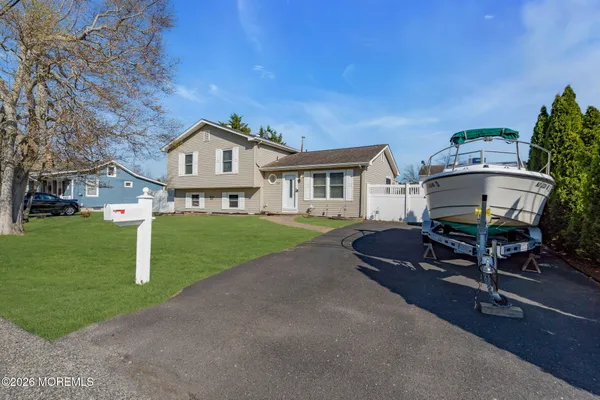 $485,000 | 1233 Pacific Avenue, Beachwood, NJ 08722